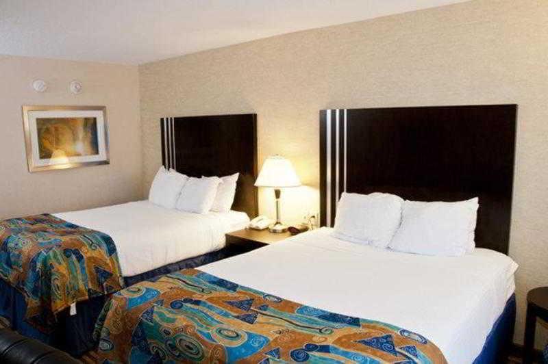 Rodeway Inn Портедж Экстерьер фото